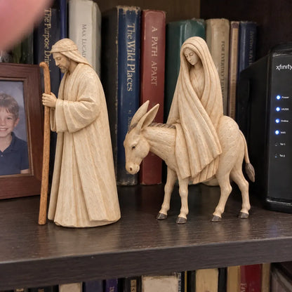 The Journey Before the Manger – Mary & Joseph Christmas Figurine Set
